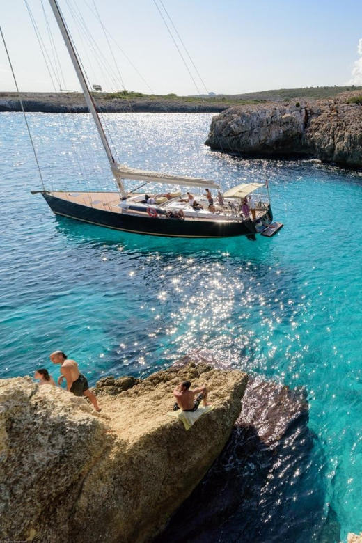 Portocolom, Mallorca: Half-Day Sailing Trip - What the small group changes