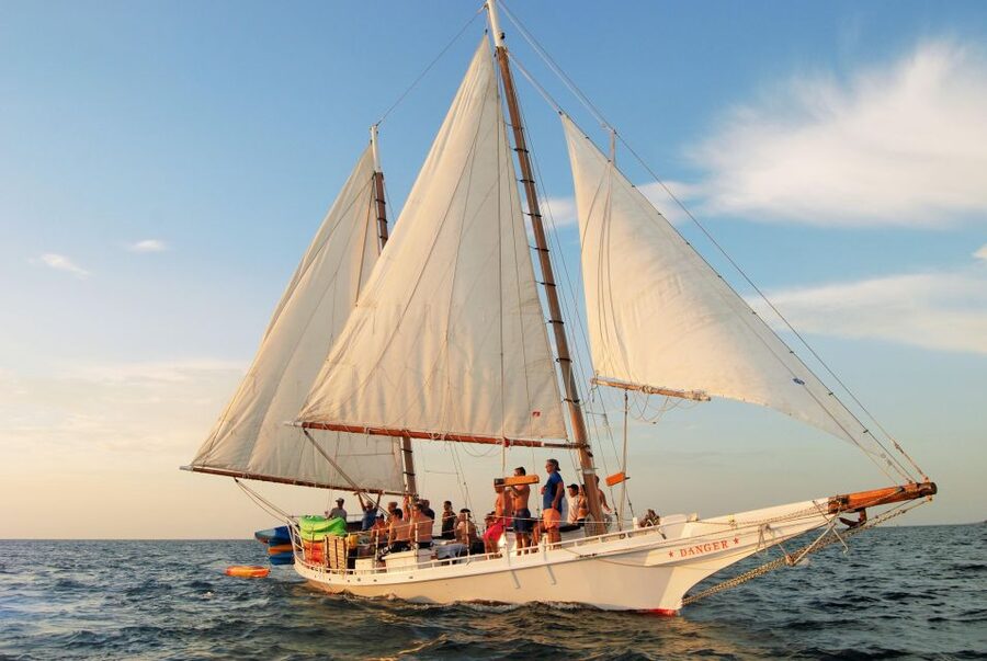 Premium Day Sail, Snorkel &, Kayak with Lunch - Booking, timing, and cancellation