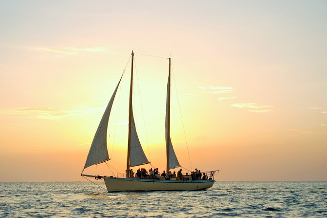 Private 2-Hour Wind and Wine Sunset Sail in Key West - The sunset and the photographs