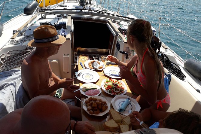 Private cruise with a sailing yacht Koursaros - Leaving Larnaca on the Koursaros