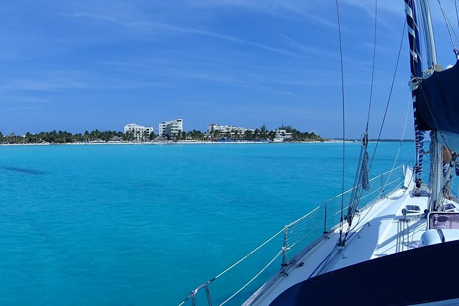 Private Customizable Sailing Tour in Cancun - A private sailboat instead of a crowded catamaran