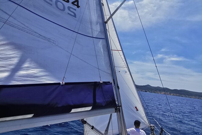 Private Full Day Sailing Tour To Elafiti Islands - Koločep: your first hour in the water