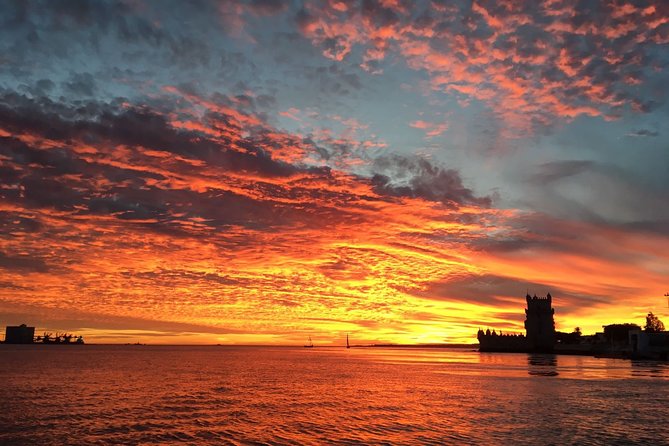 Private Golden Hour Boat Tour - Best Exclusive Sunset Sailing - Drinks, music, and the private atmosphere