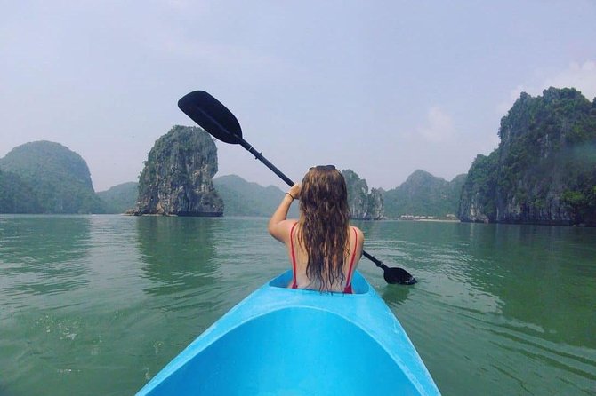 Private Halong Bay Sailing Cruise from Hanoi - Seafood lunch with Stone Dog and Fighting Roosters