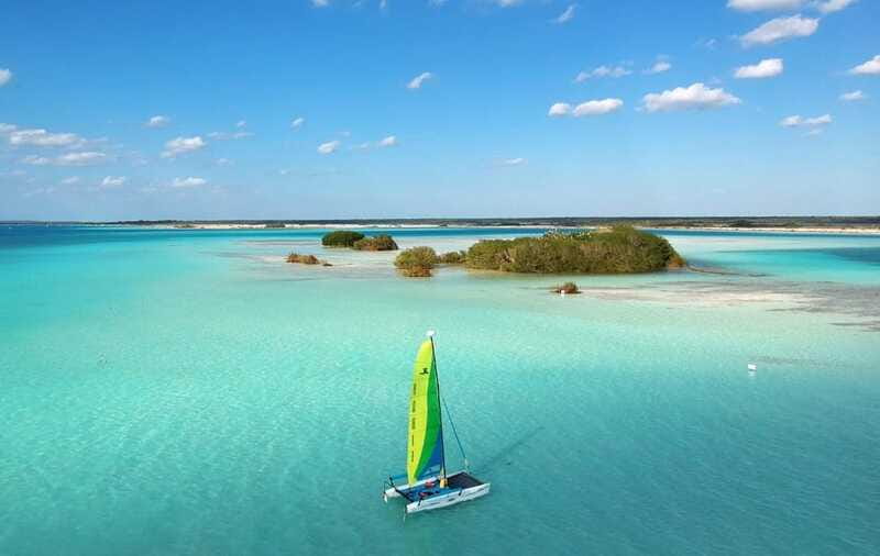 Private Hobie Cat Sailing Tour - Sailing the Seven-Color Lagoon