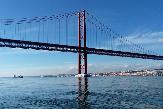 Private Lisbon Sailing Cruise on Sailing Yacht - Why Lisbon makes sense from the Tagus