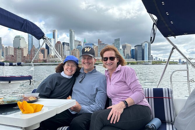 Private Sail Around New York City and The Statue of Liberty - Governors Island and its old forts