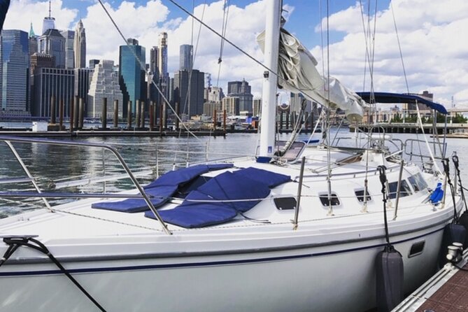 Private Sail New York with Brooklyn Sail (Reserve the entire boat) - Starting at Pier 5 in Brooklyn