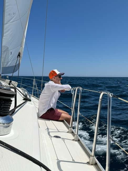 Private Sailboat Barcelona Luxury Boat + Aperitifs & Drinks - A private view of Barcelona from Port Olimpic