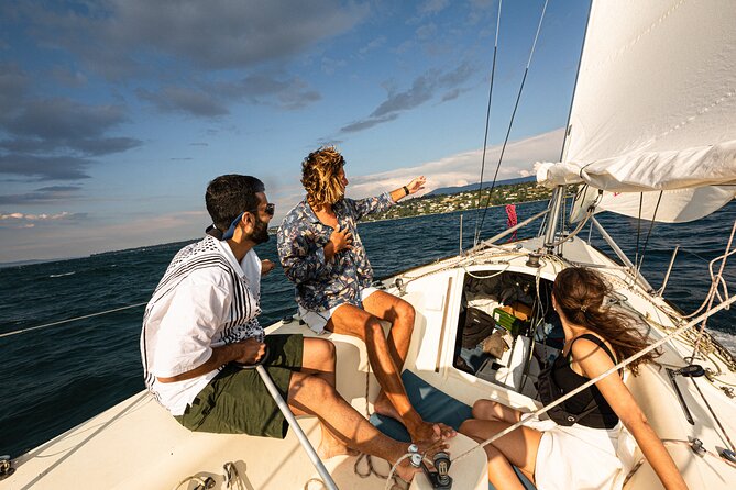 Private sailing cruise on Lake Geneva from Geneva - Meeting at Quai de Cologny