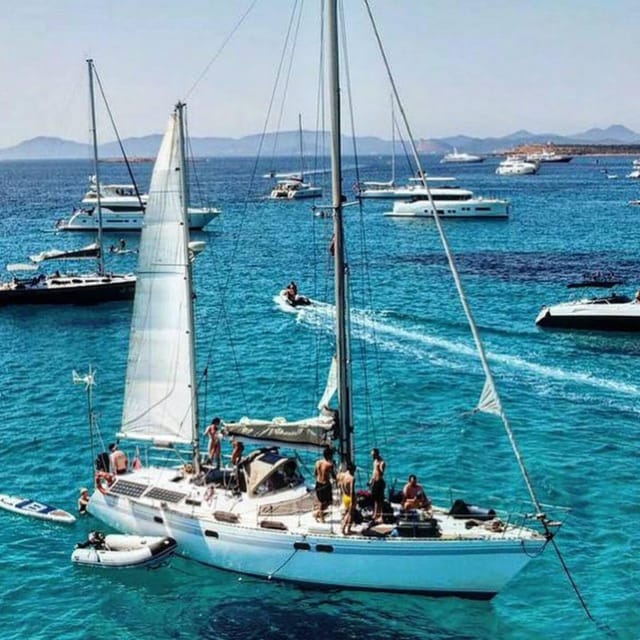 Private Sailing Experience Ibiza; Es Vedra at Sunset - Who should book this experience