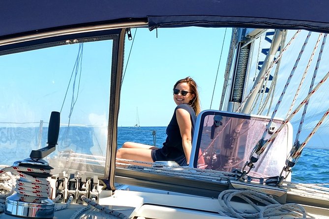 Private Sailing on Beautiful Lake Michigan - Navy Pier, Chicago - Buckingham Fountain and the Queen’s Landing story