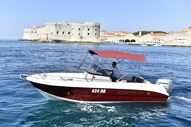 Private sailing tour at the Makarska Riviera - Is $478.38 good value for your group?