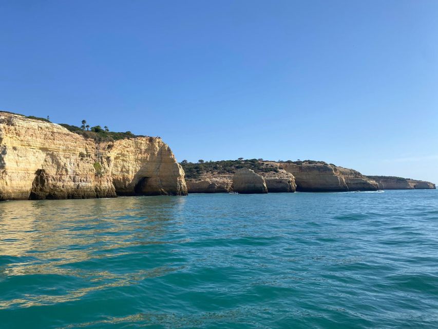 Private Sailing Tour Charter Lagos - Algarve - Meia Praia supplies the sandy contrast