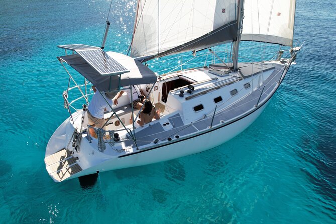 Private Sailing Tour with Snorkeling in Hvar Pakleni Islands - Jerolim: quiet water with one important detail