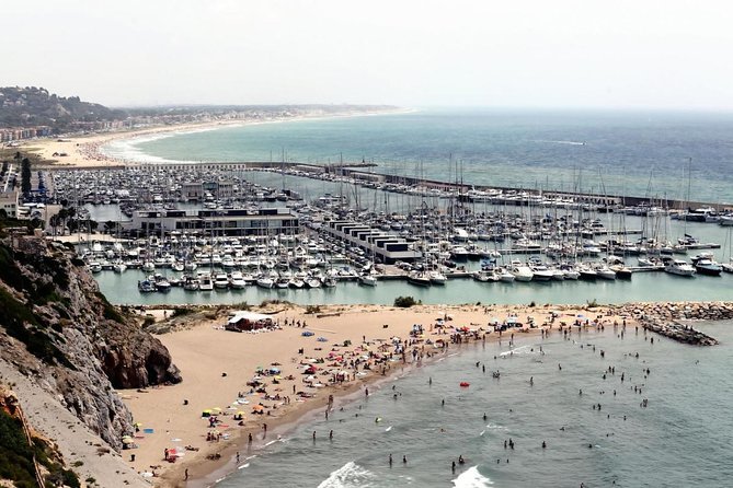 Private sailing trip from Barcelona with open bar - Choosing one hour, two hours, or three