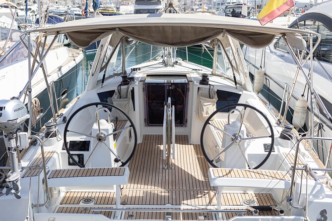 Private sailing yacht by the Bay of Palma and nearby coves - Quick points before you book