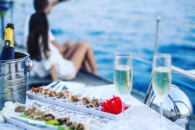 Private Sailing Yacht Charter by Independence from Koh Samui - How much value does the private charter offer?