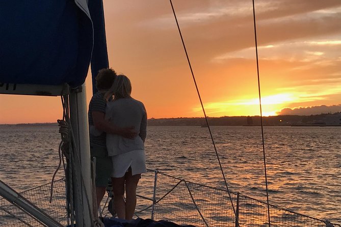 Private Sunset Sailing cruise from Lisbon - Setting out from Doca do Bom Sucesso