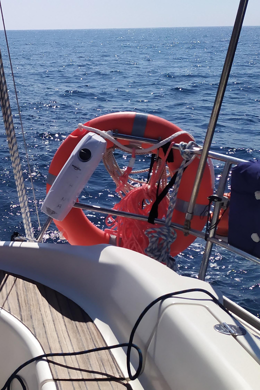 Private Sunset Sailing Trip - Drinks, snacks, and an easy evening