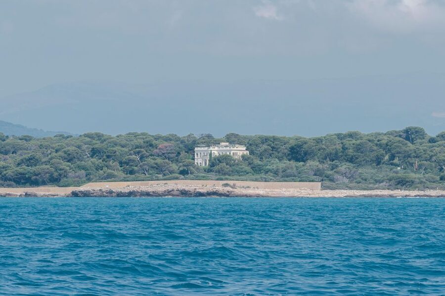 Private tour on a sailboat - Swim and paddle - Antibes Cape - A private sail around Cap d’Antibes