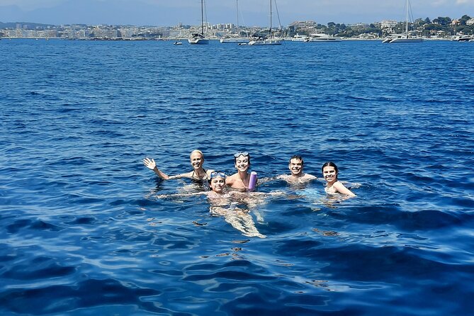 Private tour on a sailboat Swim and stand up paddle Antibes cape - Swimming Near Billionaires Bay or La Garoupe
