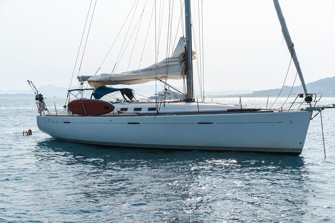 Private tour on a sailboat with apéritif at sunset on Antibes - Swimming, snorkeling, and the paddleboard stop