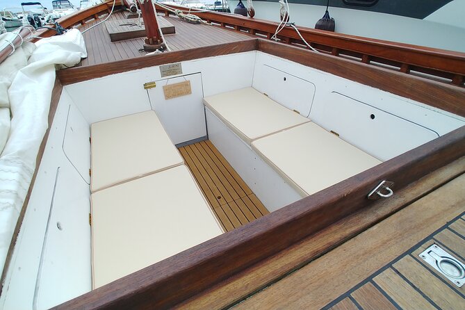 Private Traditional Sailboat Tour of the Conero Riviera - Swimming and snorkeling beside Il Trave