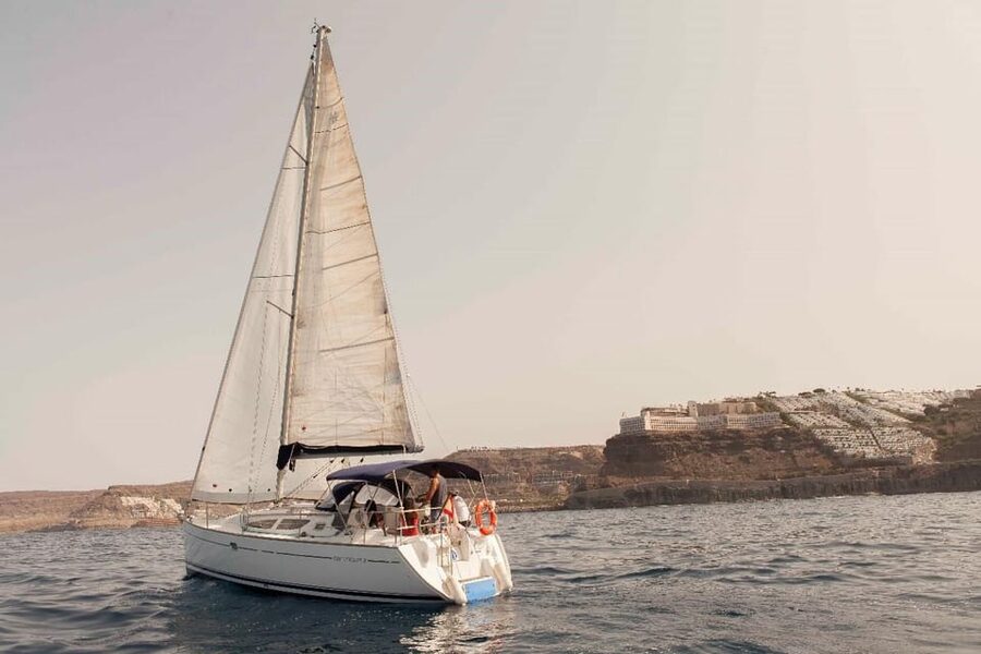 Puerto Rico: Sailing excursion with swim, drinks and tapas. - Tapas, Drinks, and a Relaxed Deck