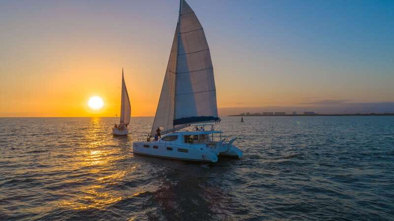 Puerto Vallarta: Bay of Banderas Luxury Sunset Sailing Tour - Drinks and hors d’oeuvres on deck