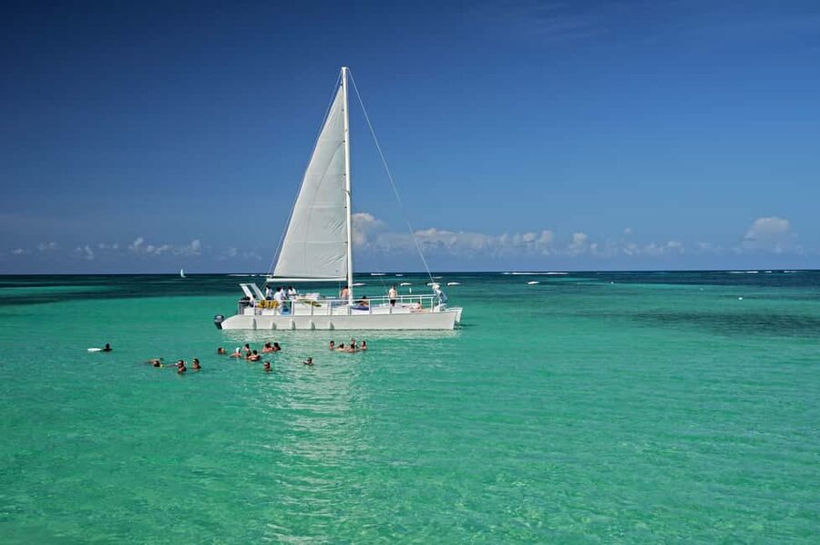 Punta Cana Happy Hour Sailing Cruise - Key points at a glance
