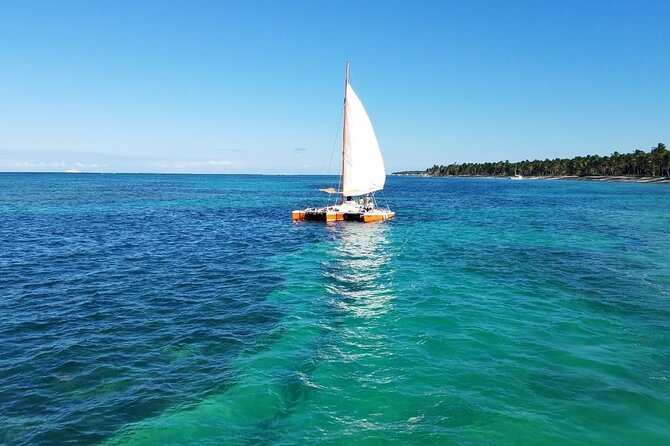 Punta Cana Private Sailing Experience - Cruising the shallow waters near Punta Cana and Cape Engaño