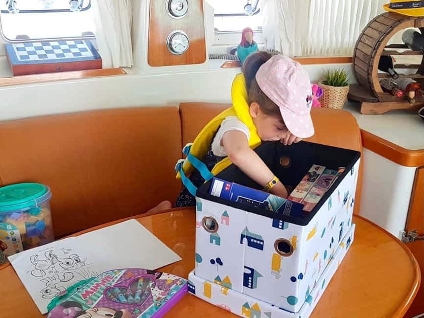Rethymno: Sailing Catamaran Cruise with Meal & Drinks - Should You Book the Rethymno Catamaran Cruise?