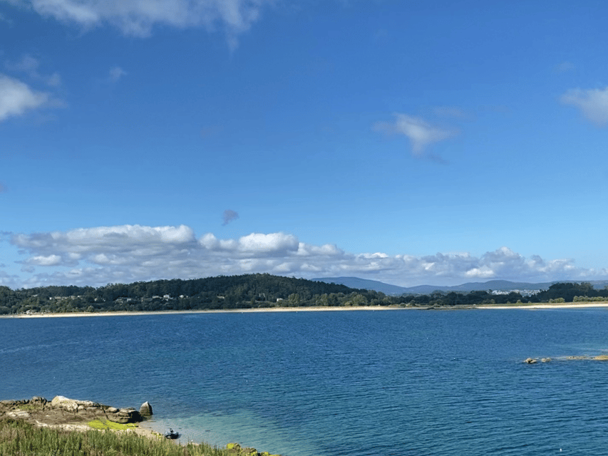 Ría de Arousa: Daytime or Sunset Sailboat Cruise with drinks - The first views across Galicia’s biggest estuary