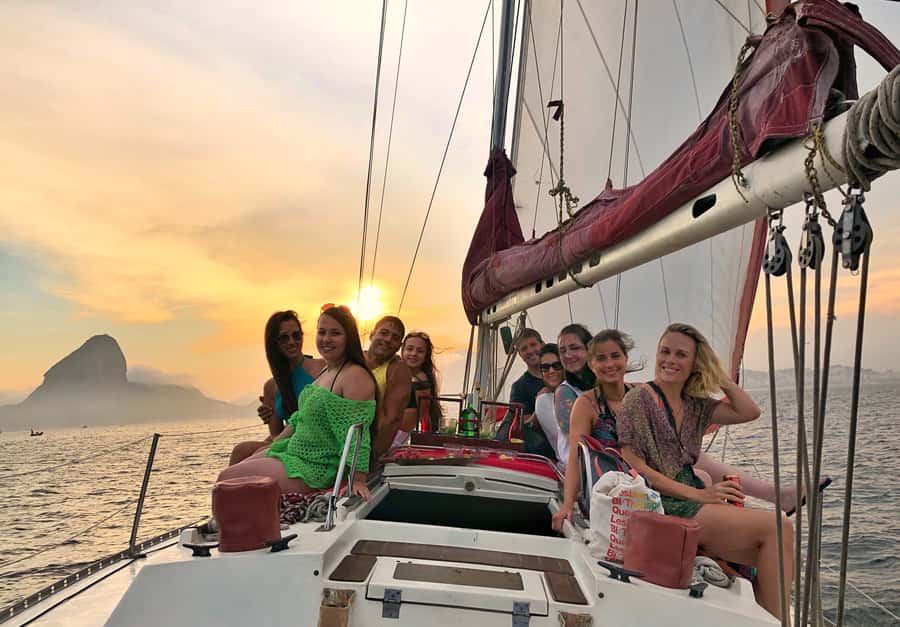 Rio de Janeiro: Sunset Sailing Tour - Small group or private departure?