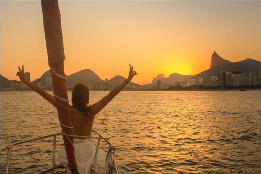 Rio de Janeiro: Sunset Sailing Tour - Leaving Marina da Glória for Guanabara Bay