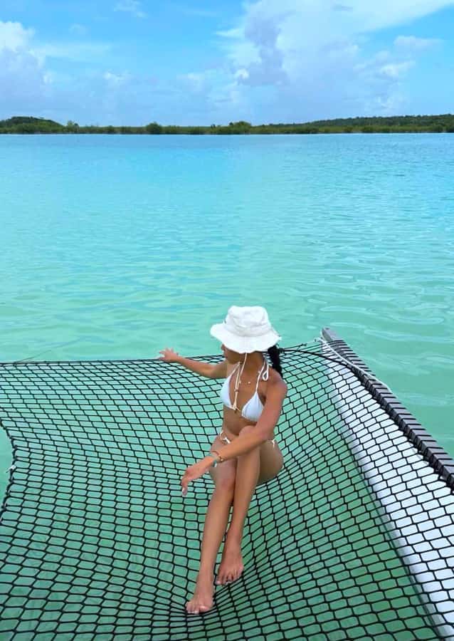 Sail for 4 hours in the most SECRET spot in Bacalar. INCLUDES Beach Club. - Key points to know before you sail