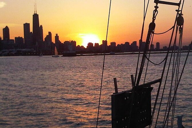 Sail on Tall Ship Windy, join us for our "Chicago Skyline Sail" - Seeing Chicago from the lake