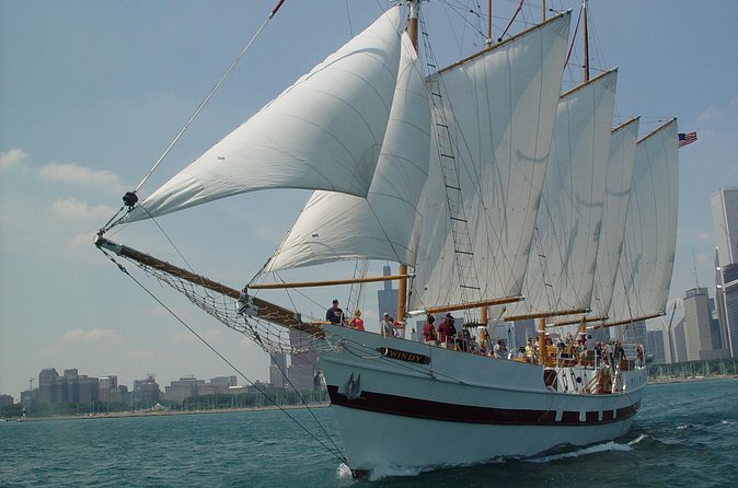 Sail on Tall Ship Windy, join us for our "Chicago Skyline Sail" - Practical comfort on board