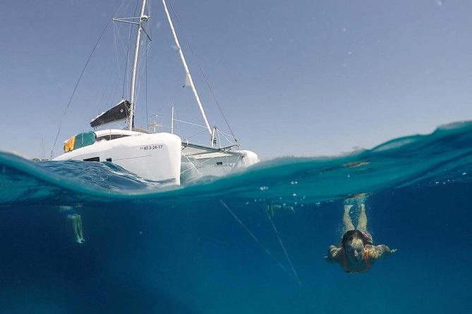 Sail & snorkel adventure Ibiza - Sailing Ibiza’s western coves for eight hours