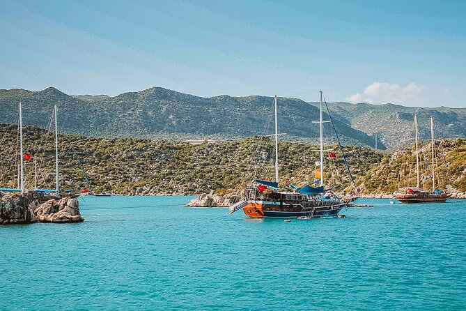 Sail Turkey: Gulet cruise Fethiye to Olympos - Cabins, meals, and the daily rhythm