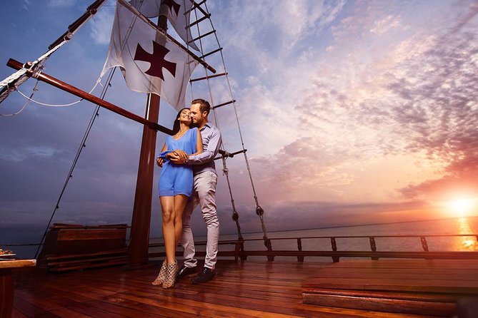 Sail Under Light of the Moon & Enjoy a Romantic Dinner in Spanish Galleon - Is $110 a fair price?