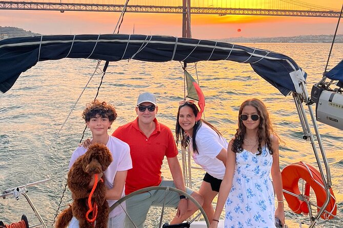 Sailboat Excursion along the Magnificent Tagus River - Who will enjoy this sailing most