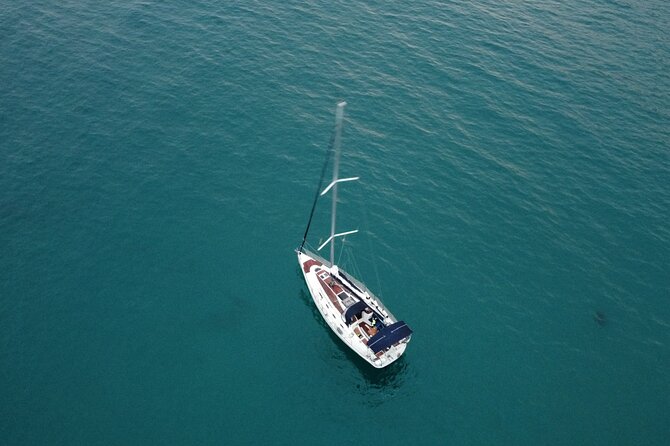 Sailboat ride for private groups in Barcelona - The return to Port of Badalona