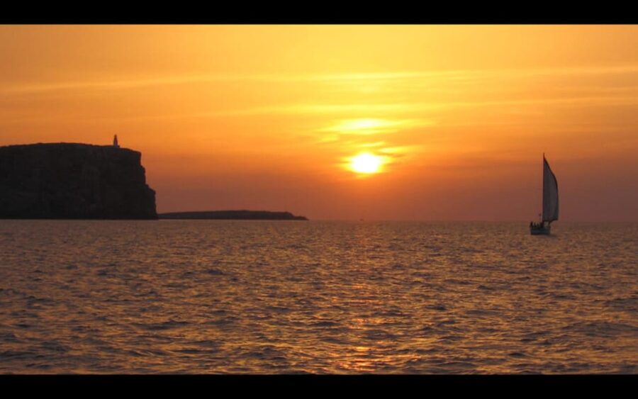 Sailboat Sunset Trip in Menorca - Why the sunset timing makes this trip special