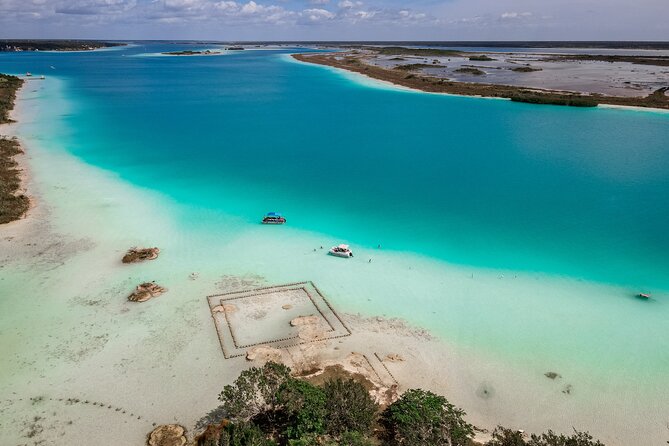Sailboat tour across the seven colors lagoon in Bacalar - Meeting at Laguna Adventures Bacalar