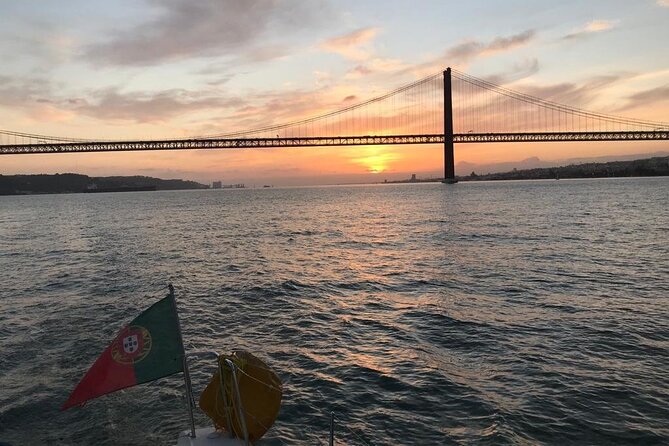 Sailboat Tour in Lisbon with drinks included | Morning and Sunset - Setting out beneath the April 25 Bridge