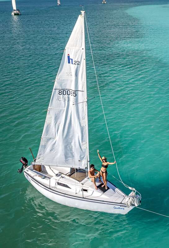 Sailboat tour in the seven colors lagoon of Bacalar - Setting out from Agua Dulce Beach Club