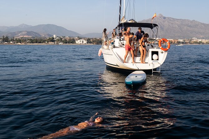 Sailing Adventure: Sailing, Dolphins and Relaxation with Drinks - Drinks, snacks, and the mood on board