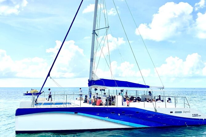 Sailing at Isla Contoy & Isla Mujeres! Snorkel at Ixlache Reef - Setting Sail on the Assigned Catamaran